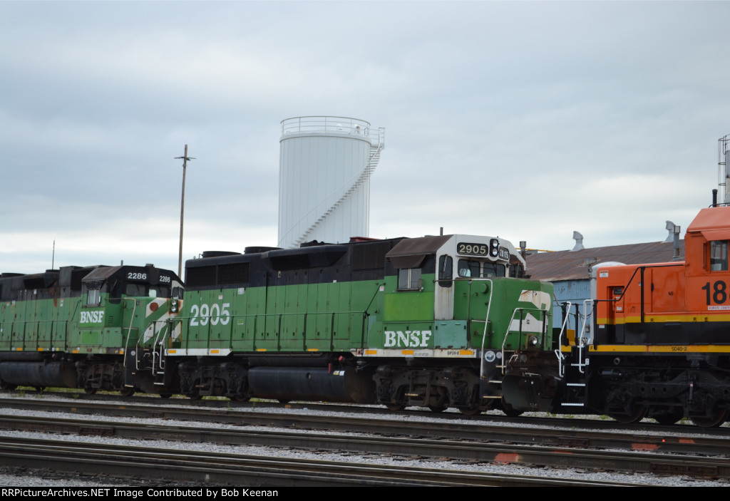 BNSF 2905